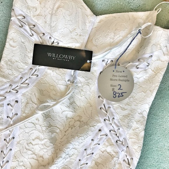 BOHO COOL Wedding Dress - Picture 3 of 10